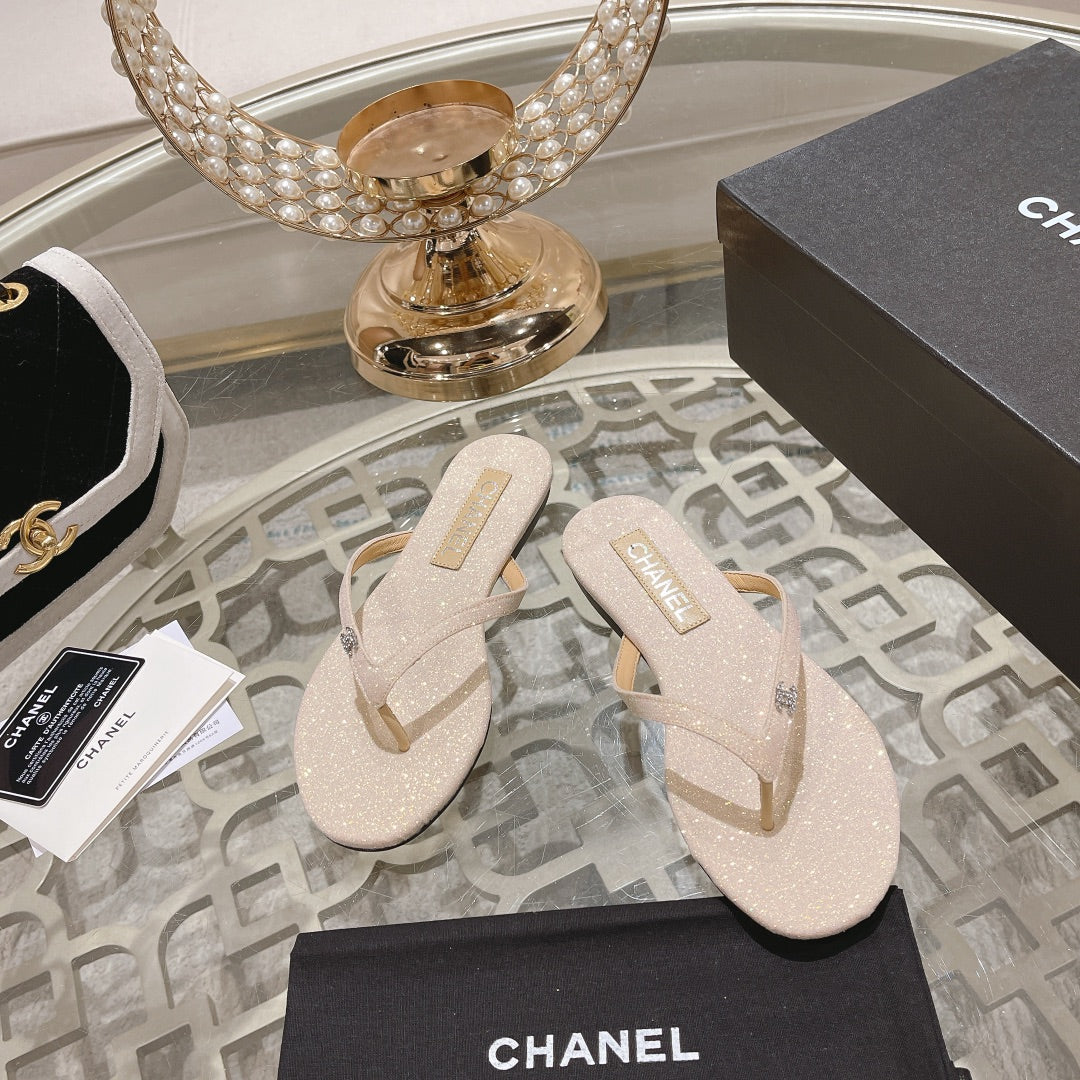 Double CC Rhinestone Flip  Flop Thongs White Sheepskin