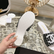WEDGE PLATFORM IN BLACK FABRIC WITH WHITE LOGO