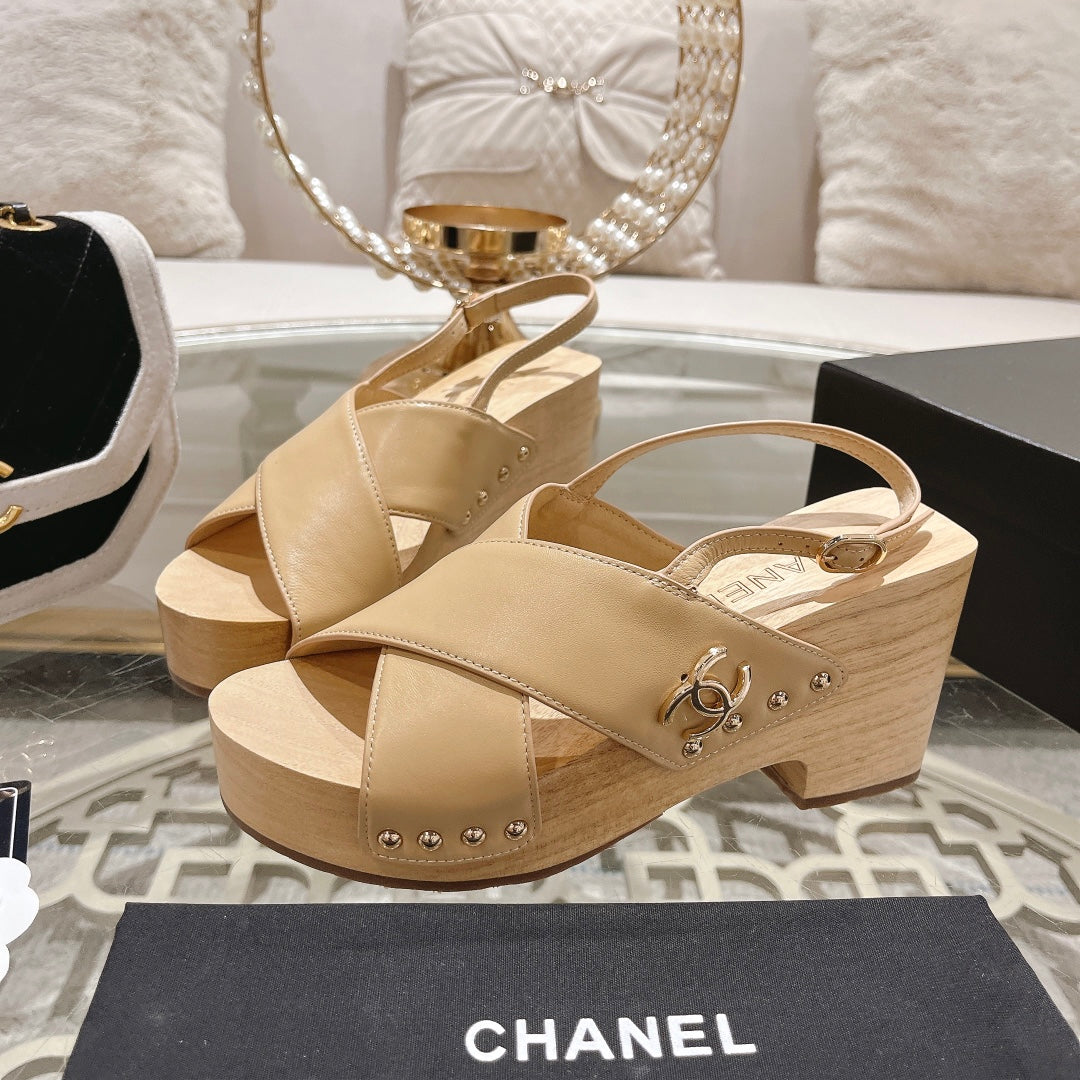 Double CC  Wood Grain Platform Sandals Beige Cream Sheepskin