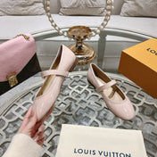 MARY JANE SHOES IN LIGHT PINK PATENT CALFSKIN