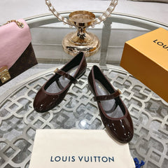 MARY JANE SHOES IN WALNUT BROWN PATENT CALFSKIN