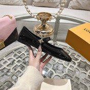 MARY JANE SHOES IN BLACK PATENT CALFSKIN