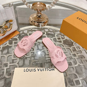 ISOLA FLAT SLIDE IN PASTEL PINK CALFSKIN