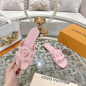 ISOLA FLAT SLIDE IN PASTEL PINK CALFSKIN