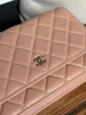 CC WOC ENTRUPY 19 BAG IN LIGHT PINK CALFSKIN