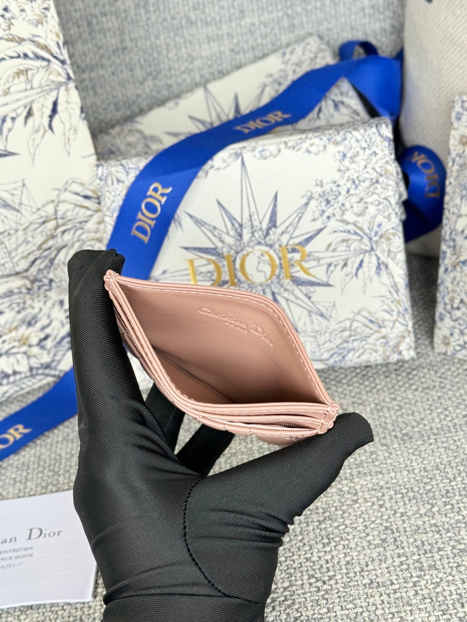 CARO FREESIA CARD HOLDER 10 IN BABY PINK CANNAGE CALFSKIN