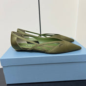 CUT-OUT BALLERINAS IN OLIVE GREEN SATIN