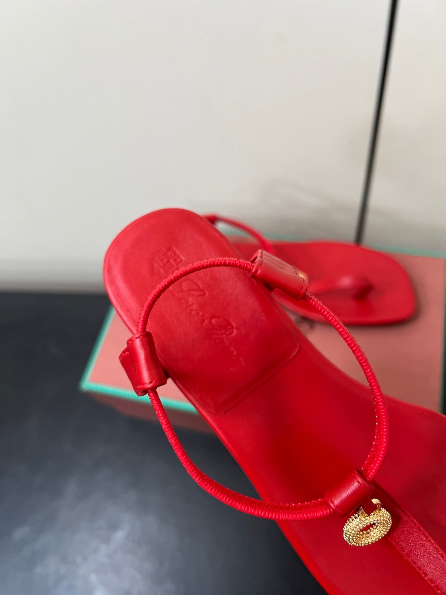 LP MINDIL SANDAL IN RED LAMBSKIN