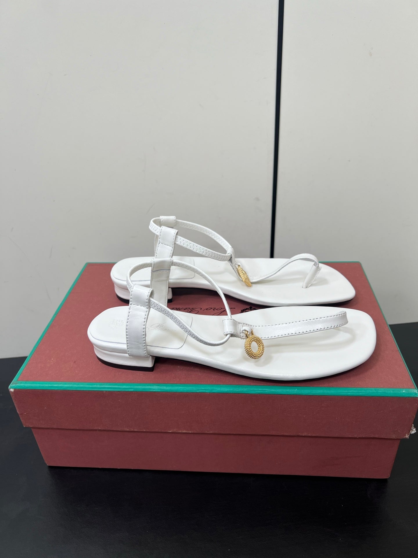 LP MINDIL SANDAL IN WHITE LAMBSKIN