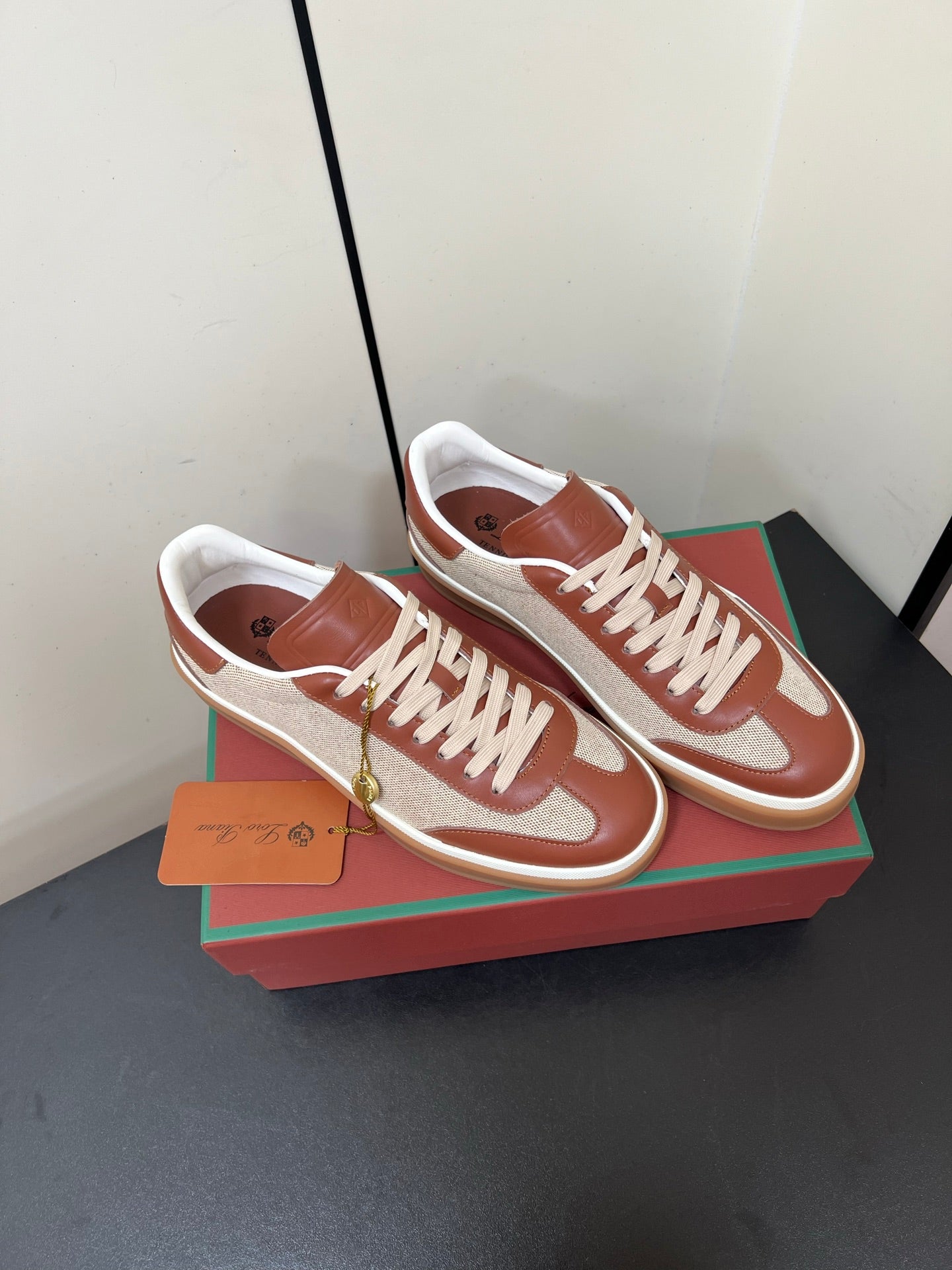 LP 25S TENNIS WALK SNEAKERS IN CHESTNUT CALFSKIN