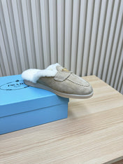 TRIANGLE LOGO FLATS IN KHAKI BEIGE SUEDE AND FUR LINING