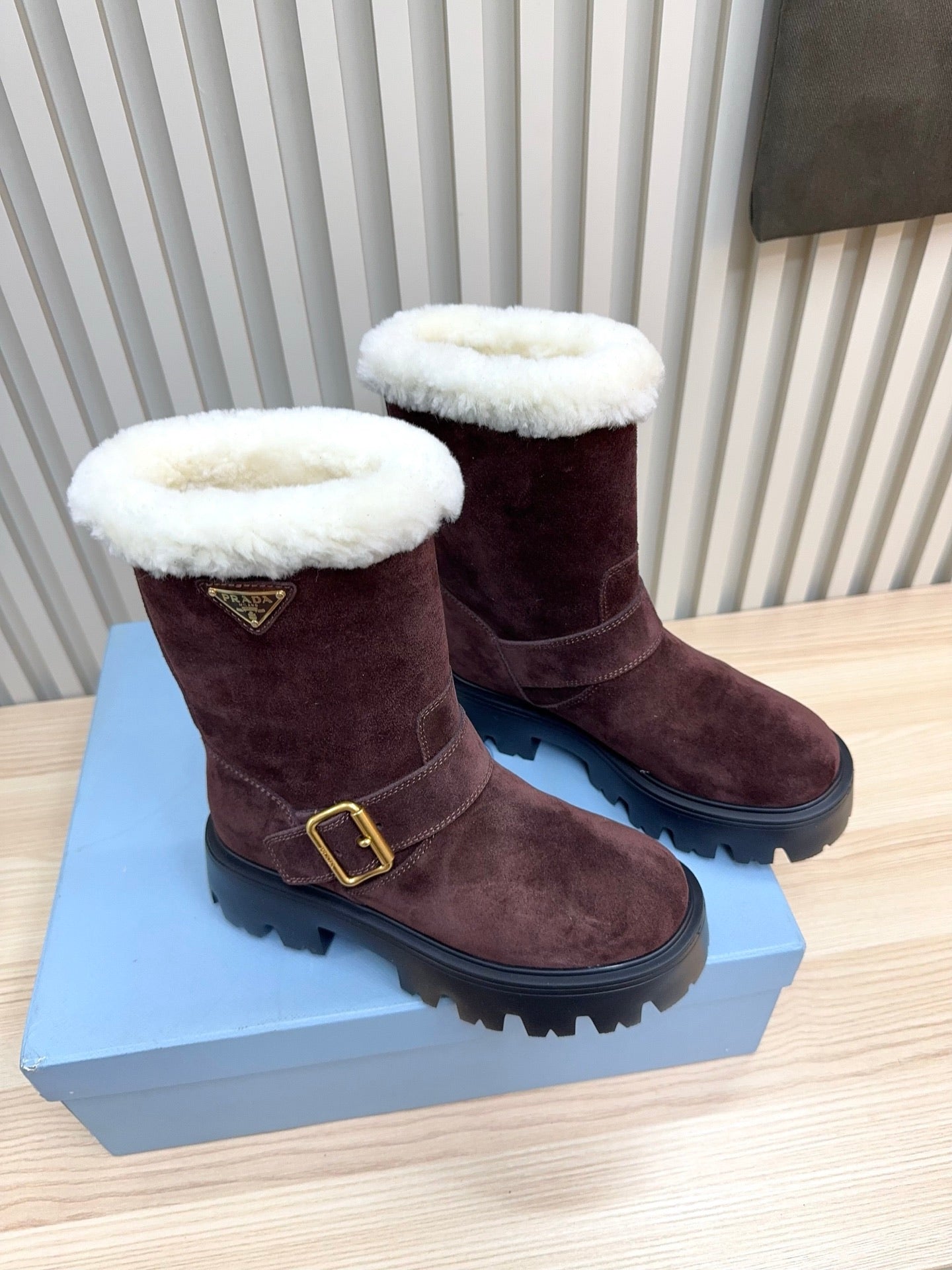 PRADA 25S MARTIN BOOTS IN DARK BURGUNDY BROWN SUEDE FUR-LINED