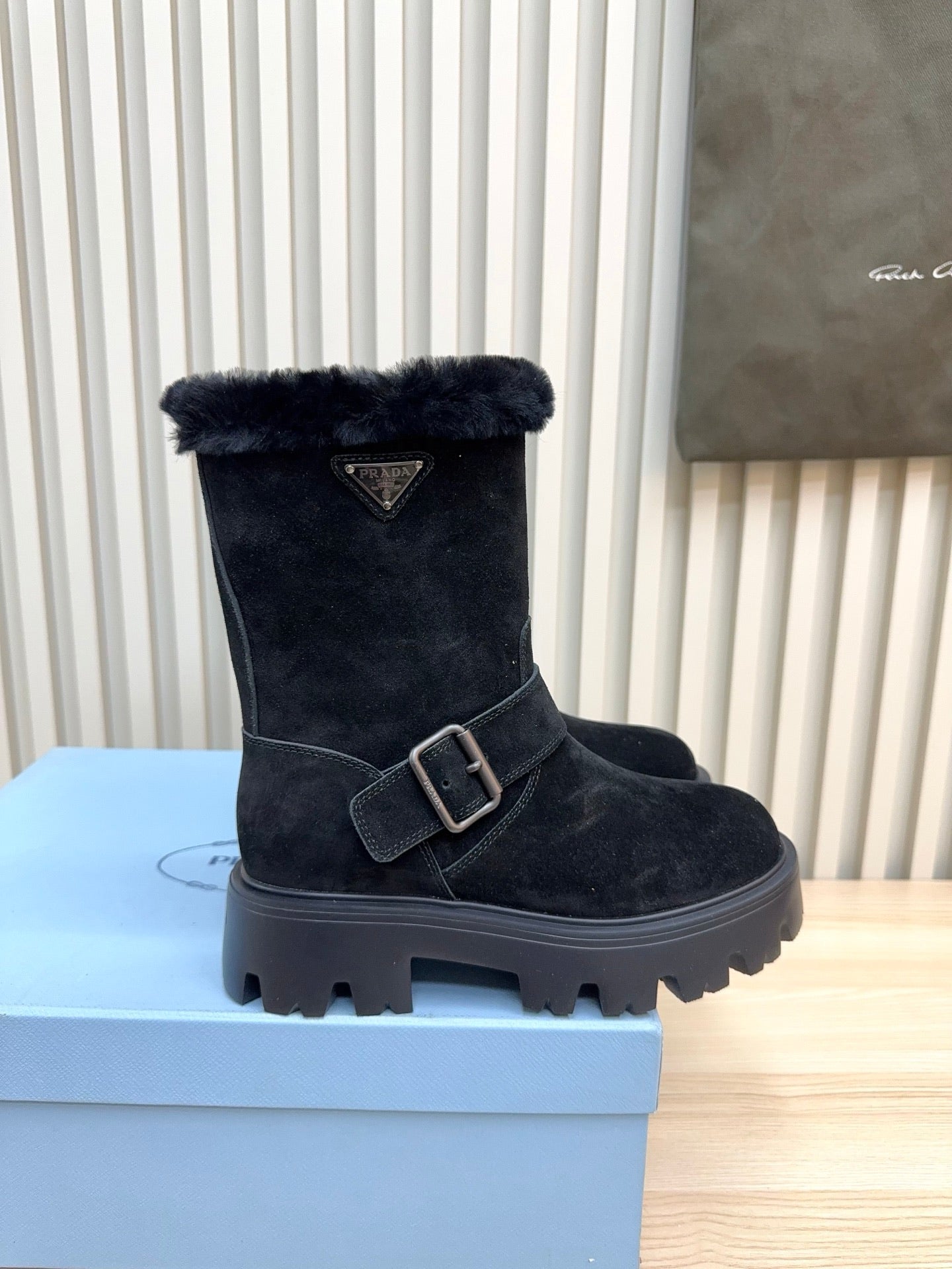 PRADA 25S MARTIN BOOTS IN DARK NAVY BLUE SUEDE FUR-LINED