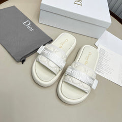 PLATFORM SLIDES 25S 50MM IN WHITE CALFSKIN AND ELECTRIC FABRIC