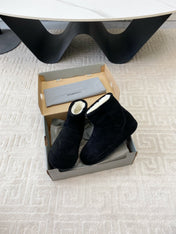 FLAT ANKLE BOOTS IN BLACK SUEDE AND SHEARLING LINING
