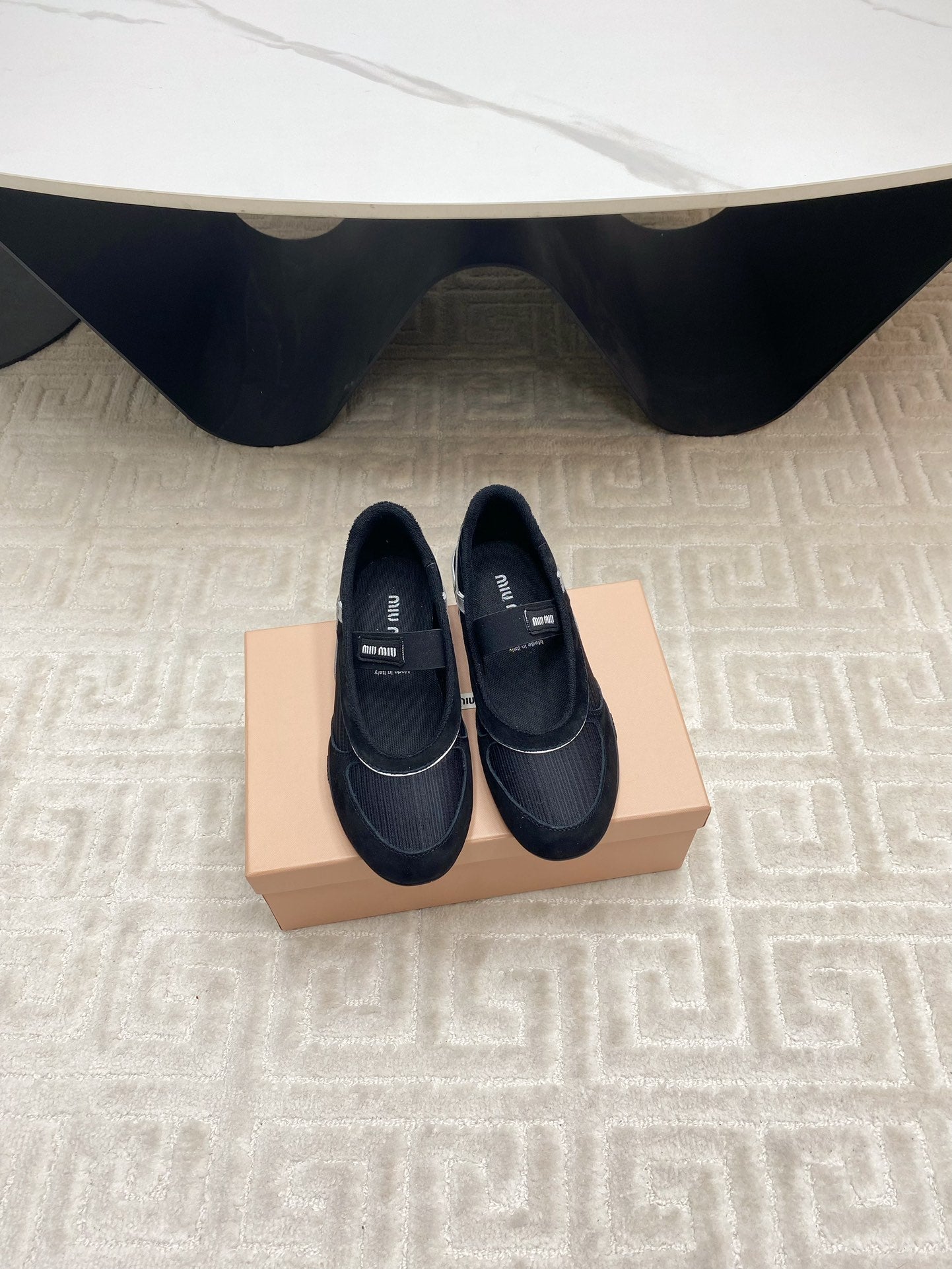 BALLET FLAT SHOES IN BLACK MESH AND SUEDE