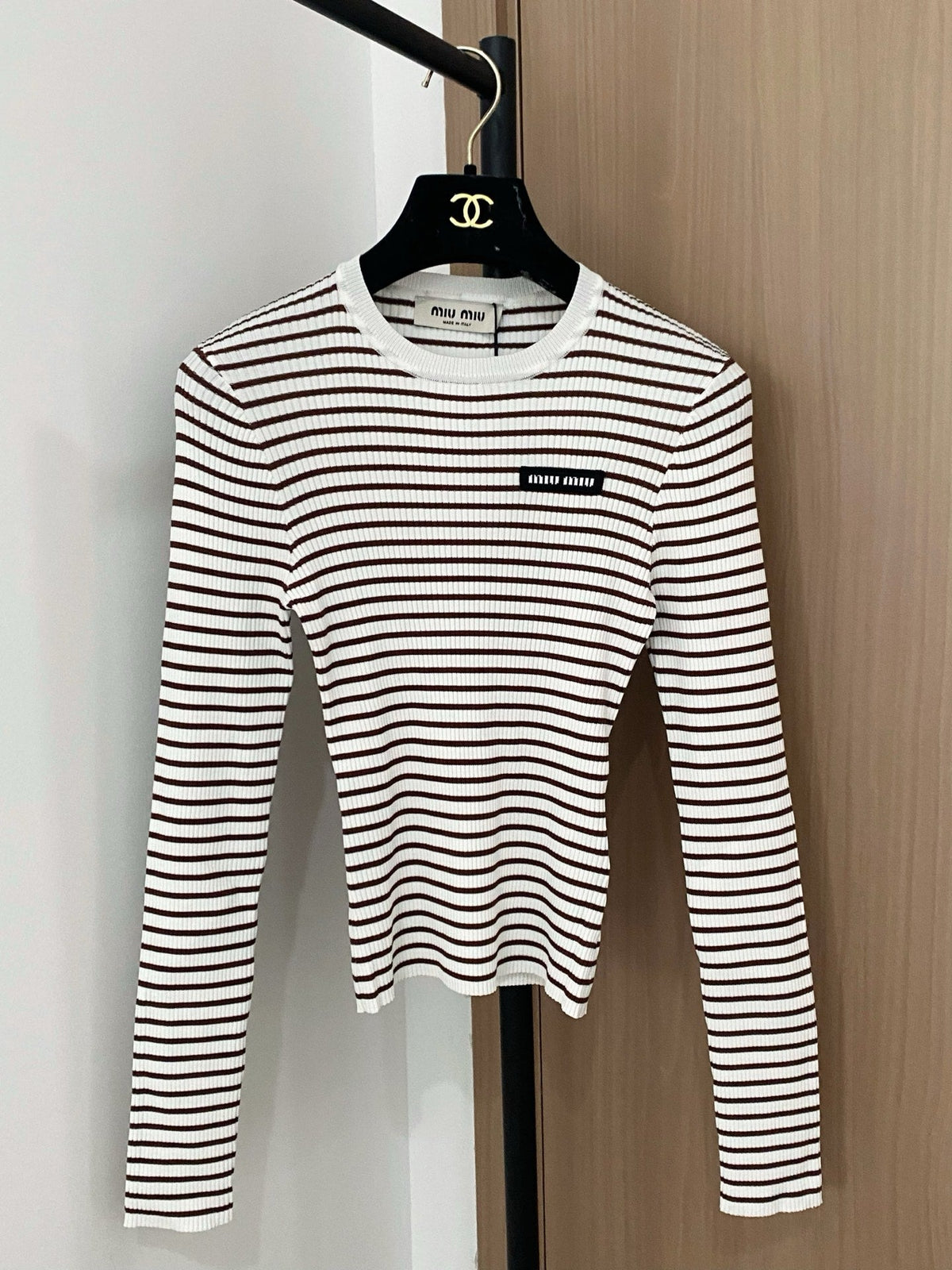 MIUMIU KNIT SWEATER STYLE 266