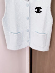 CHANEL 25S SLEEVELESS VEST 367
