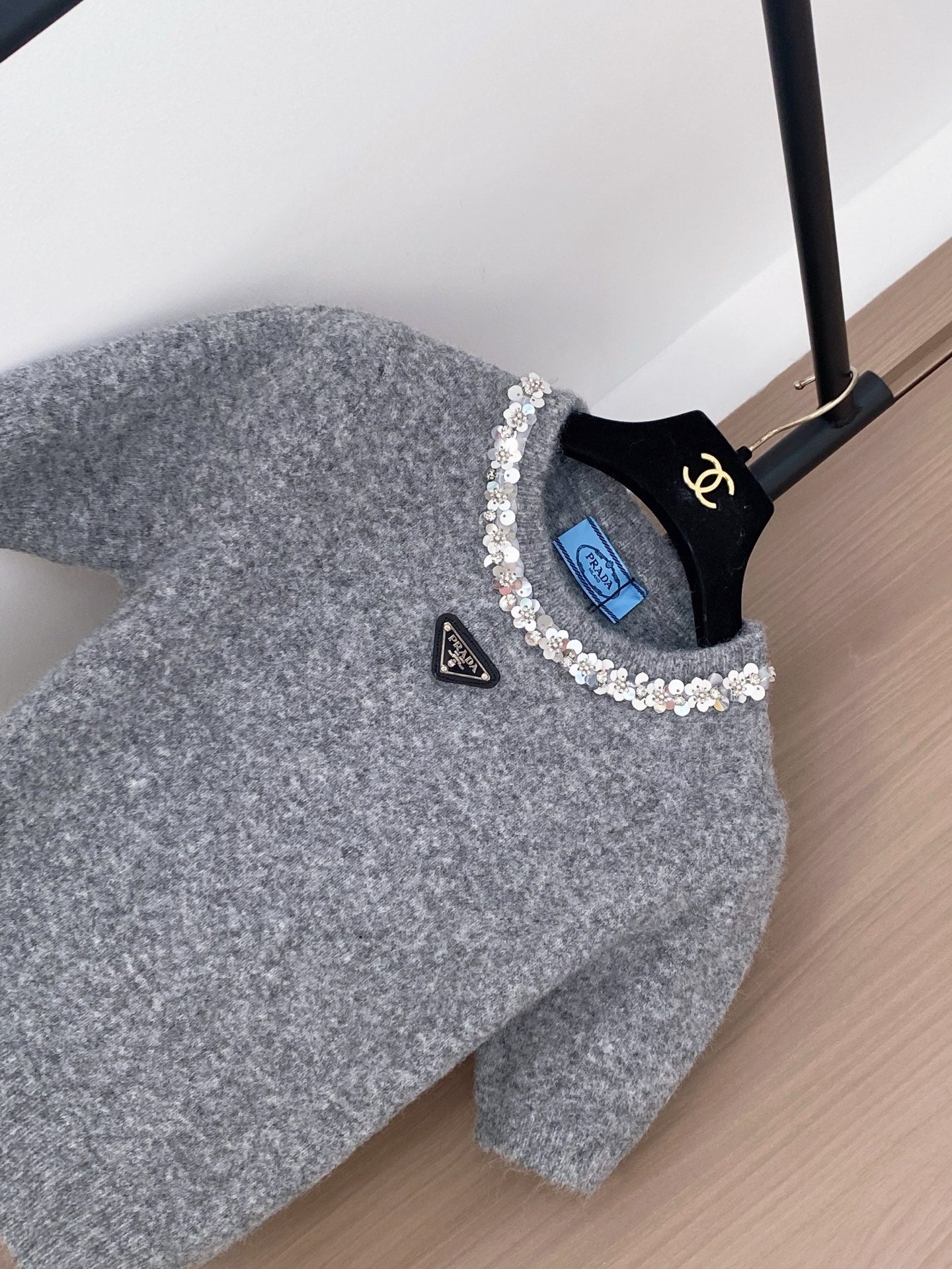 PRADA 25S SHORT-SLEEVE KNIT TOP 394