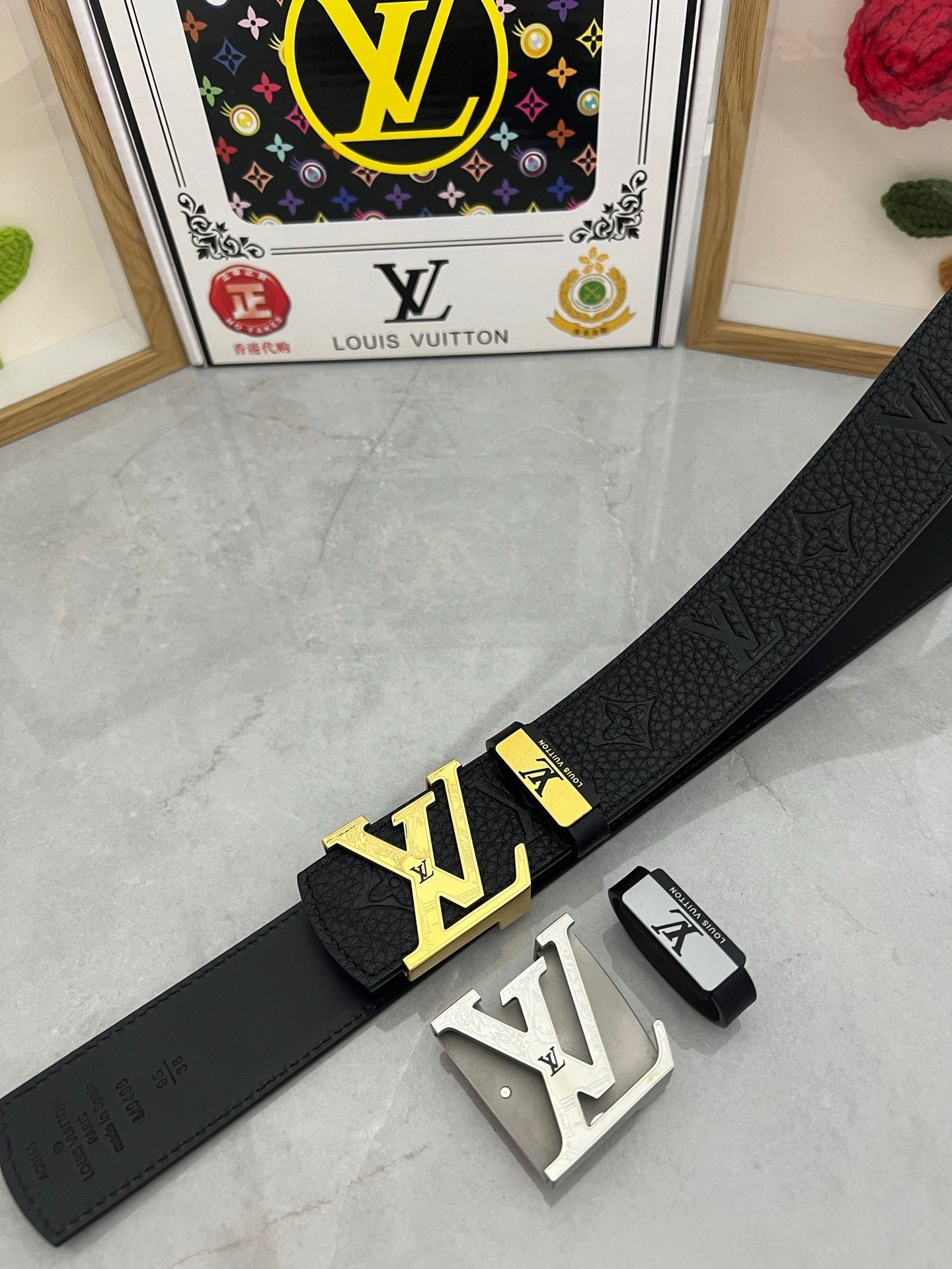 LV 25S BELT 38 MM IN BLACK CALFSKIN 593284