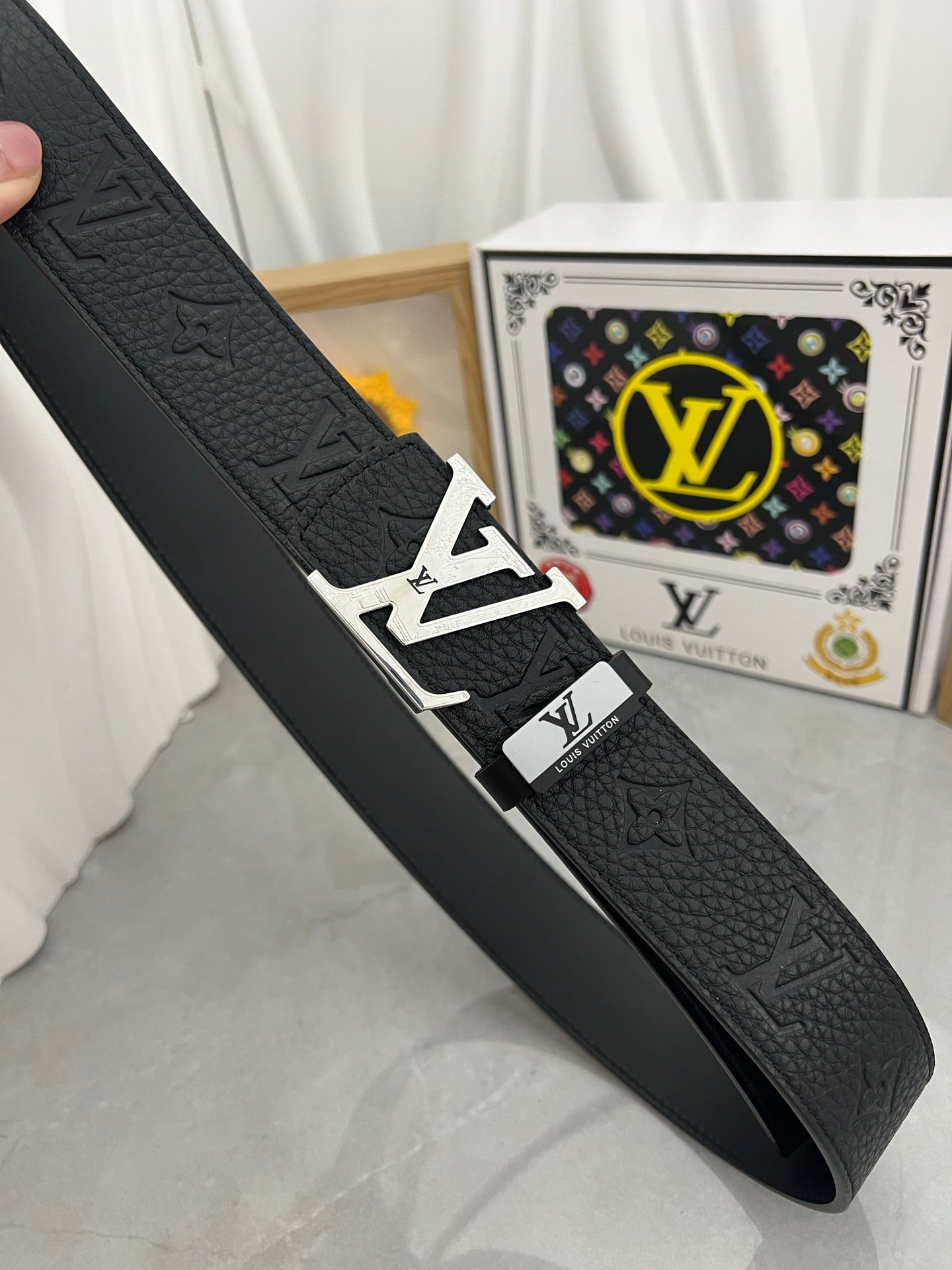 LV 25S BELT 38 MM IN BLACK CALFSKIN 593283