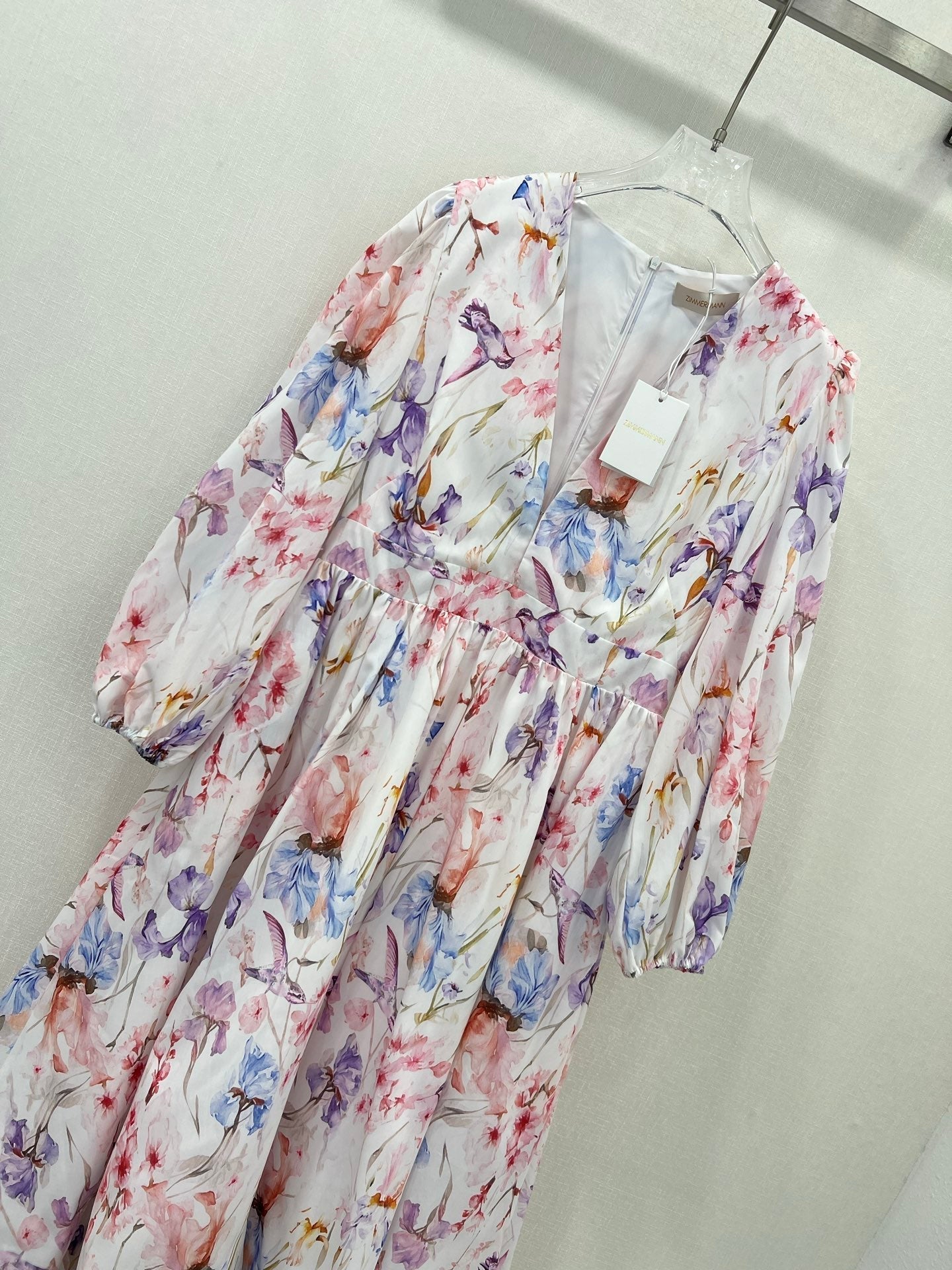 ZIMMER LONG-SLEEVE V-NECK DRESS 269296