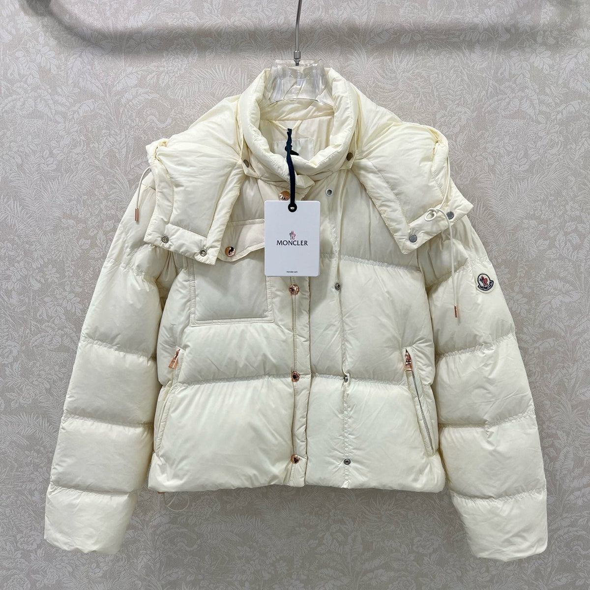 MONCLER 25S JACKET IN WHITE 093