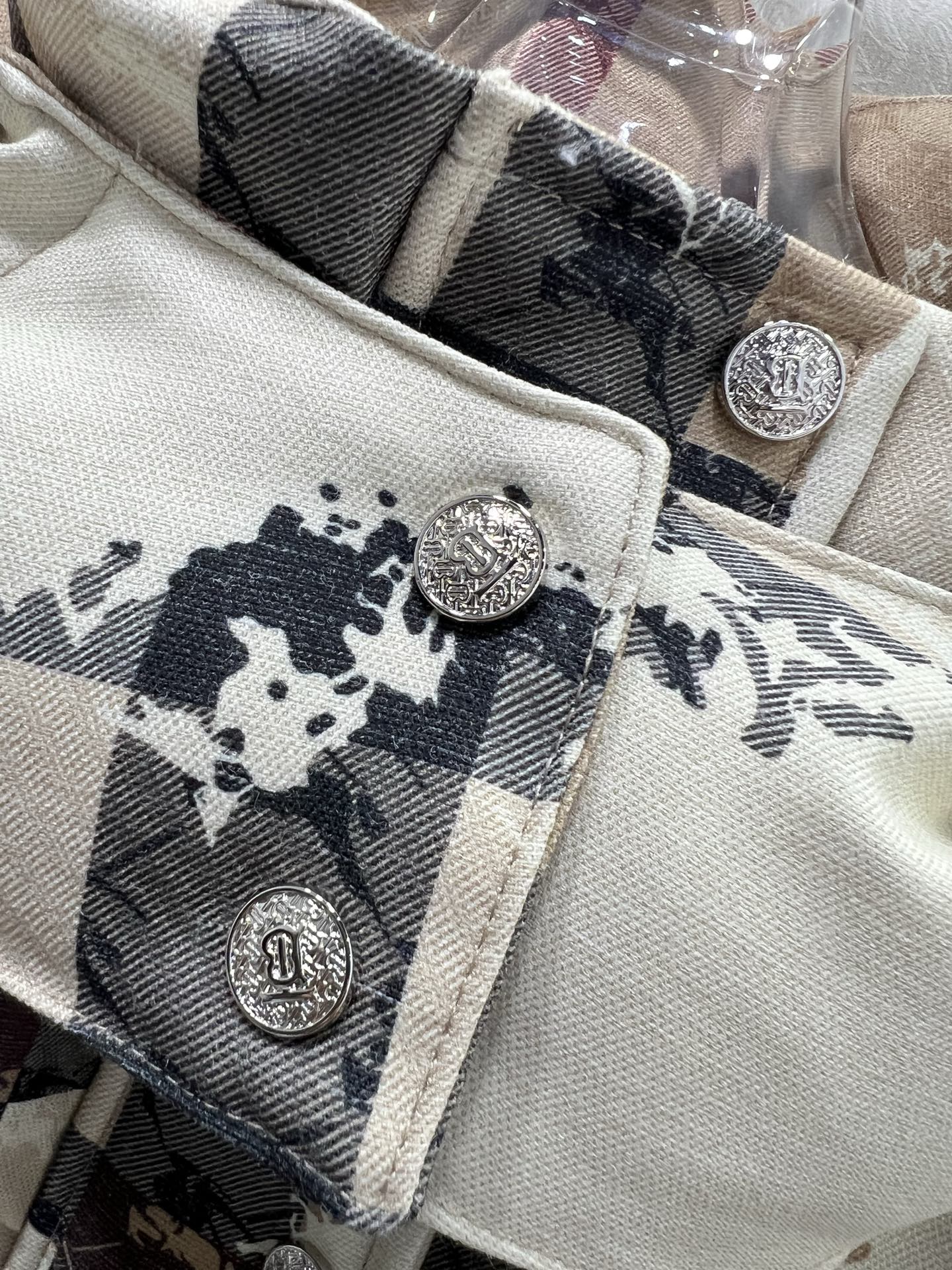 BURBERRY 25S DOWN JACKET 0009