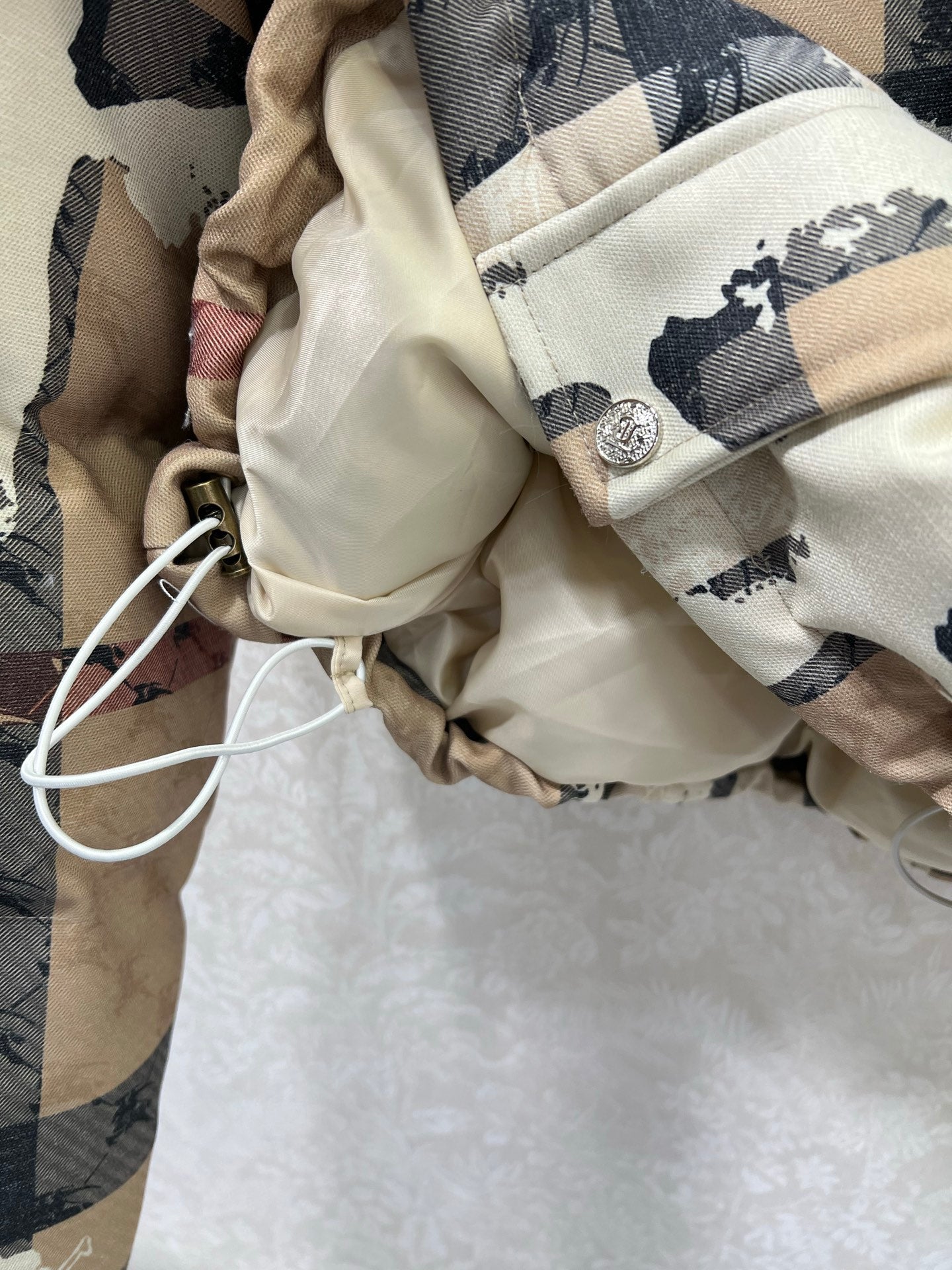 BURBERRY 25S DOWN JACKET 0009