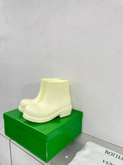FIREMAN BOOTS IN BEIGE CREAM RUBBER WITH ICONIC INTRECCIO MOTIF