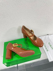 ATOMIC MARY-JANE PUMP 9 CM IN BRONZE BROWN CALFSKIN