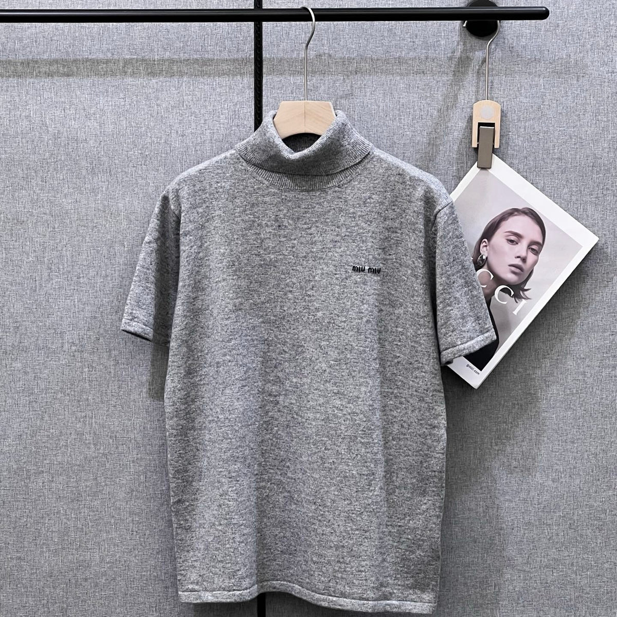 MIUMIU SHORT-SLEEVE TURTLENECK KNIT TOP STYLE 389