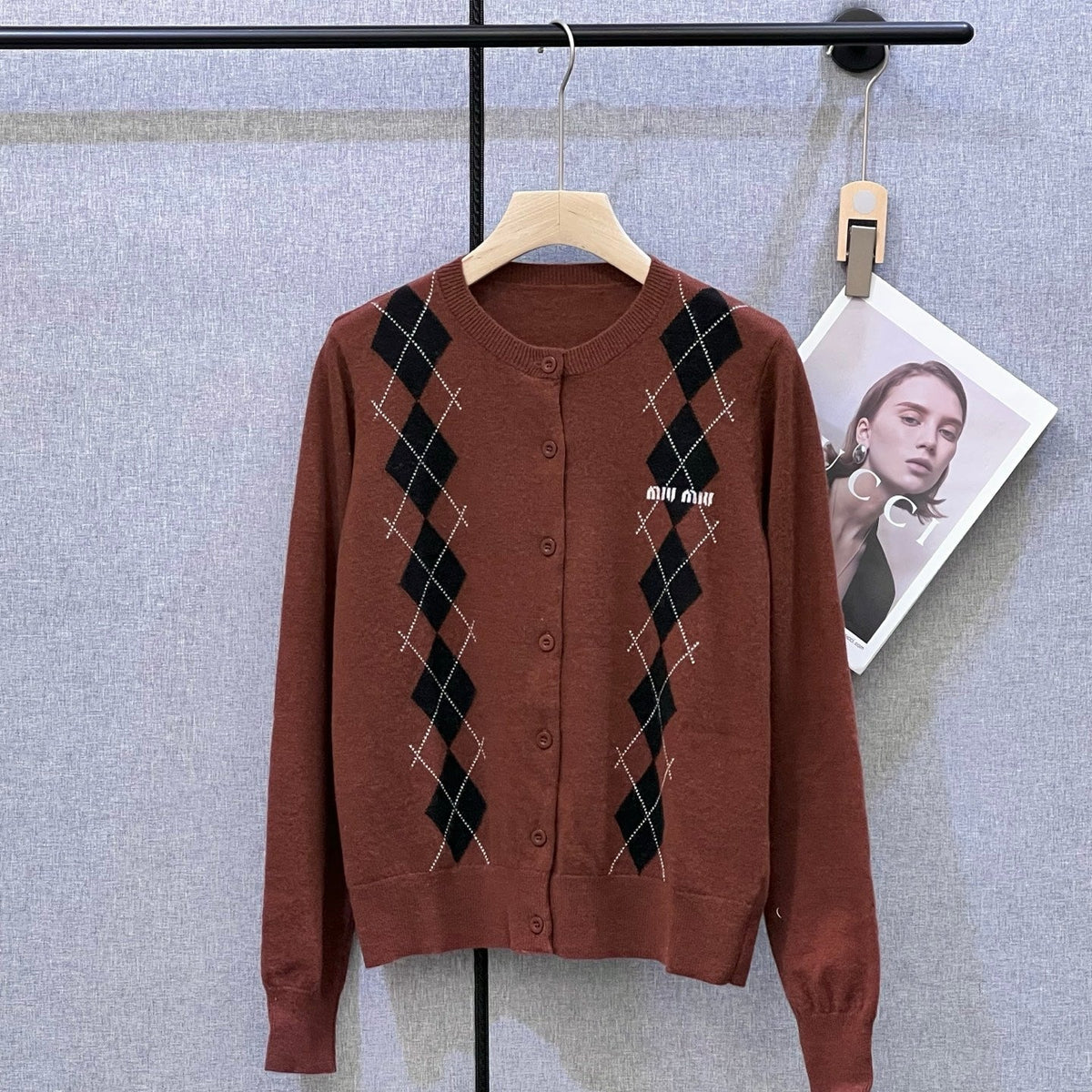 MIUMIU CARDIGAN STYLE 368