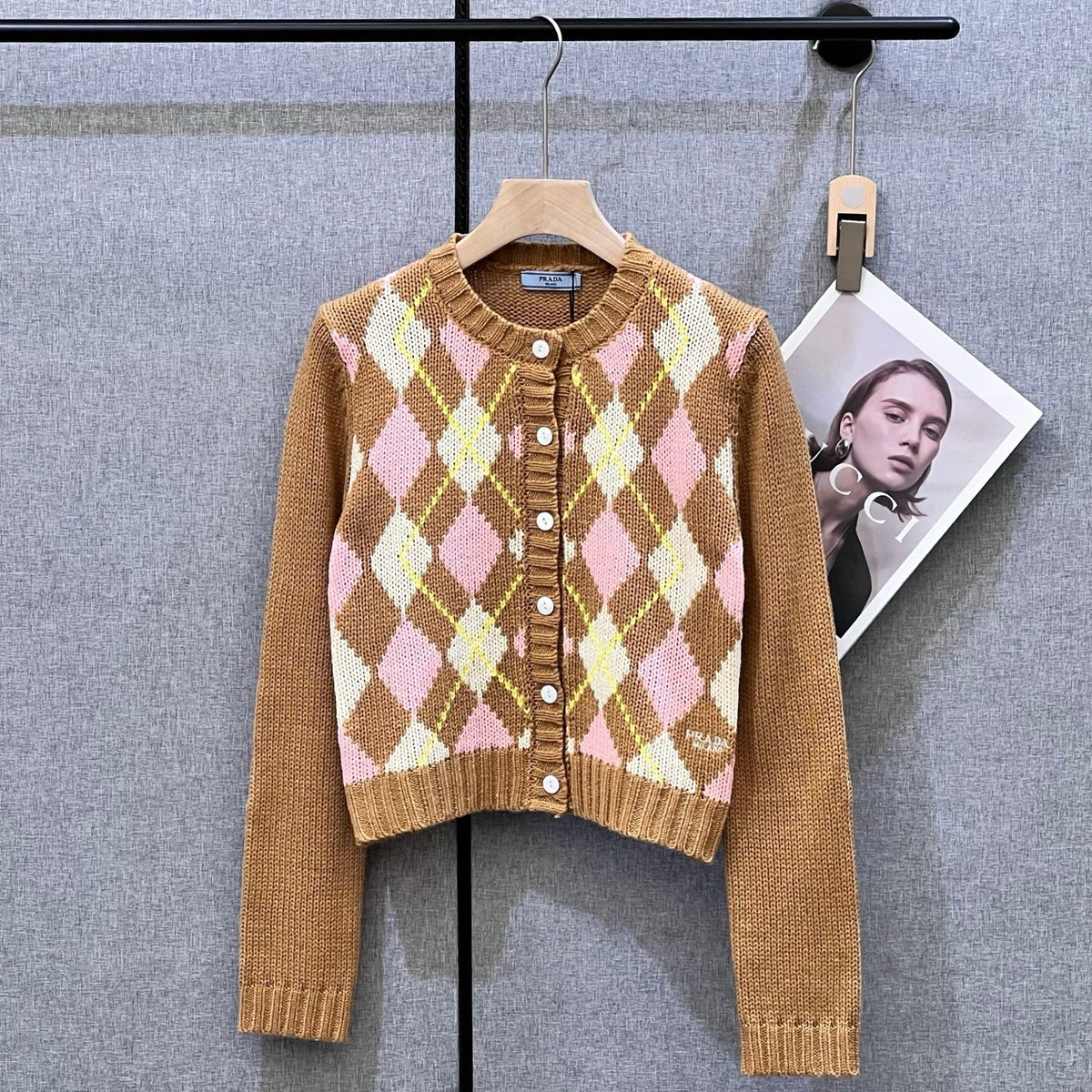 PRADA CARDIGAN STYLE 111