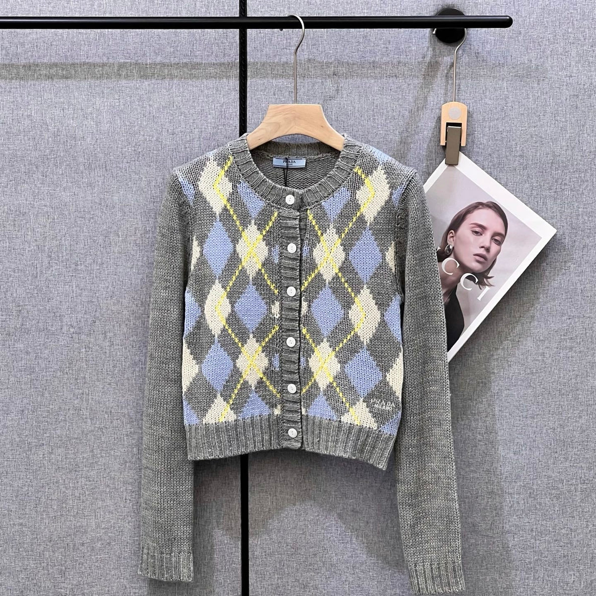 PRADA CARDIGAN STYLE 110