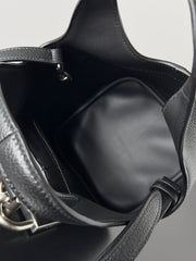 SILVER LOCKER SHOULDER BAG 24 IN BLACK CALFSKIN