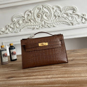 HM 26S KELLY MINI 22MM IN DARK BROWN CROC EMBOSSED CALFSKIN GOLD KELLY BUCKLE