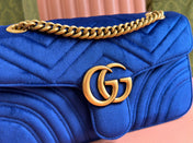 GUCCI 25S GG MARMONT 26 CM IN DARK BLUE VELVET WITH GOLD HARDWARE
