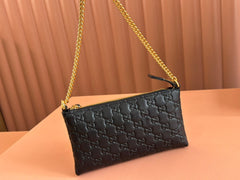 RUBBER EFFECT SMALL WALLET ON CHAIN 22.5 IN BLACK CALFSKIN