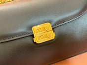 CHAIN SHOULDER BAG 24 IN BLACK PATENT SMOOTH CALFSKIN