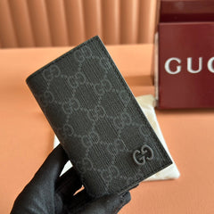 INTERIOR GG PASSPORT CASE 12 IN GREY CALFSKIN