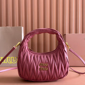 WANDER MATELASSÉ HANDBAG 23 IN CONTESSA PINK LAMBSKIN