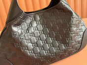 MEDIUM B SHOULDER BAG IN BLACK CALFSKIN GOLD HARDWARE