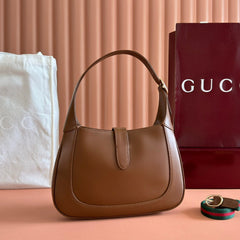 JACKIE SMALL SHOULDER BAG 27 IN TAWNY BROWN CALFSKIN GOLD HARDWARE