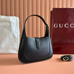 JACKIE SMALL SHOULDER BAG 27 IN BLACK CALFSKIN GOLD HARDWARE