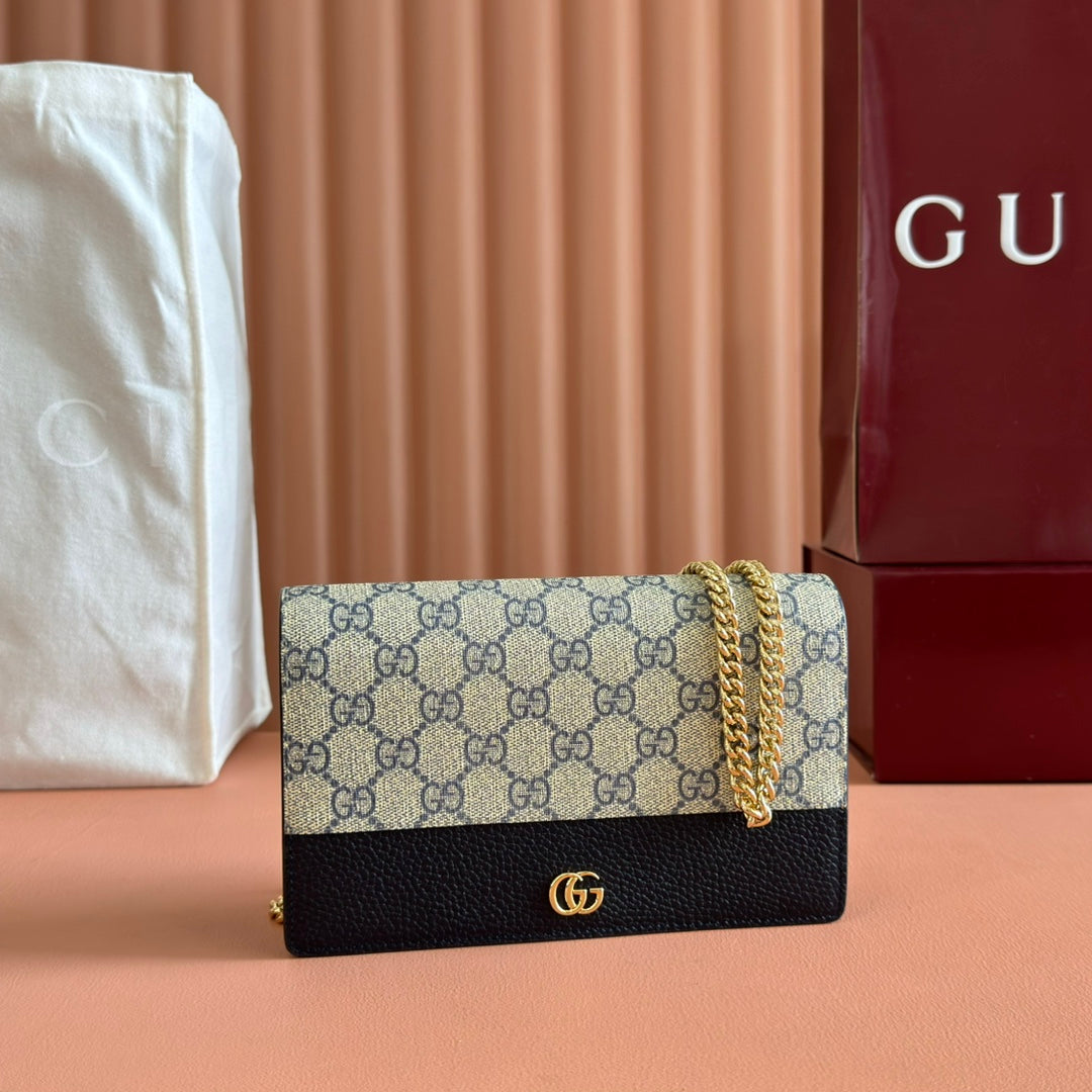 GG MARMONT WALLET ON CHAIN 20 BLUE PVC AND BEIGE IN CALFSKIN