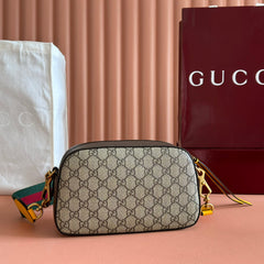 GUCCI NEO VINTAGE GG SUPREME TIGER HEAD CROSSBODY BAG 24 IN CANVAS