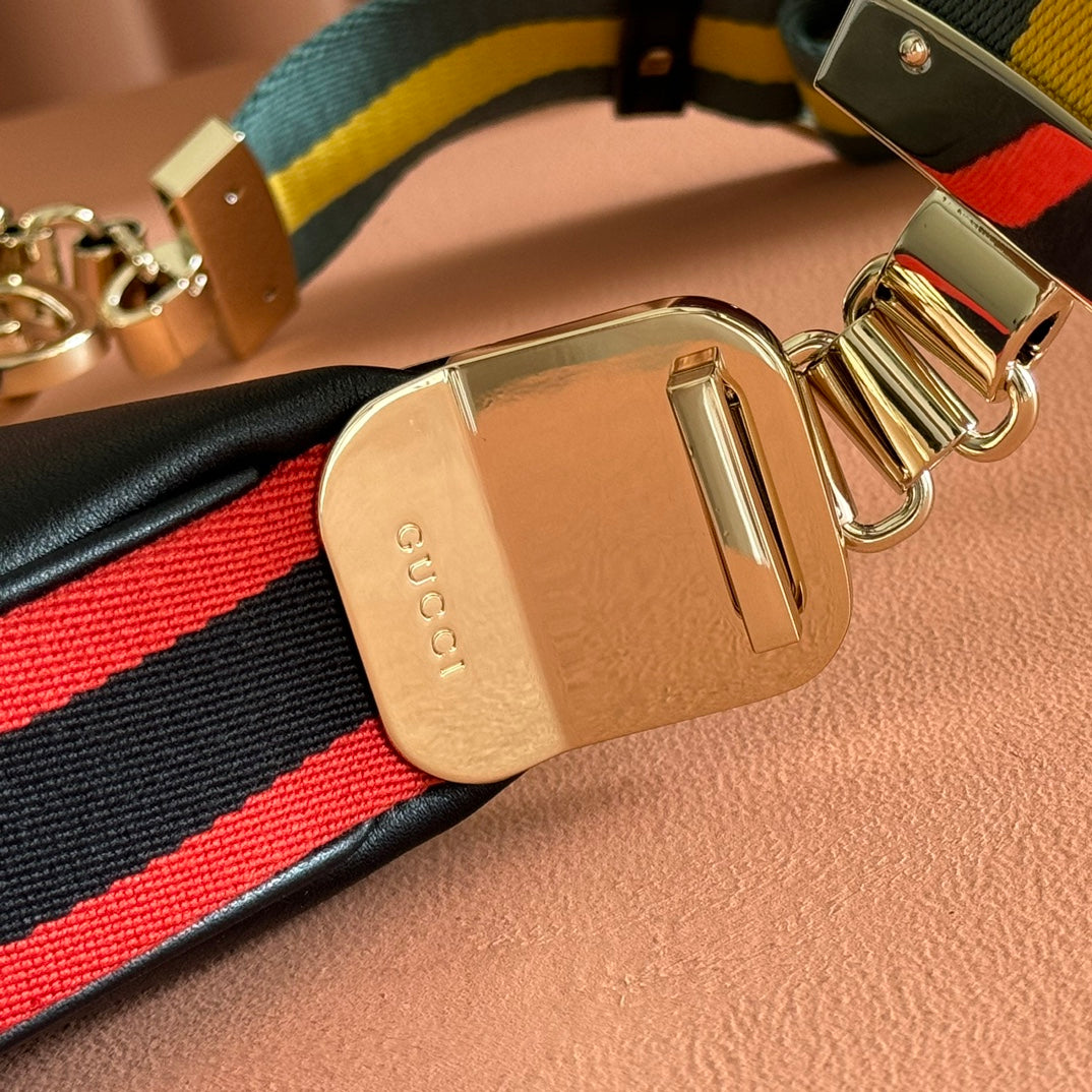 GUCCI 25S ATTACHE SHOULDER BAG 35 CM IN BLACK CALFSKIN