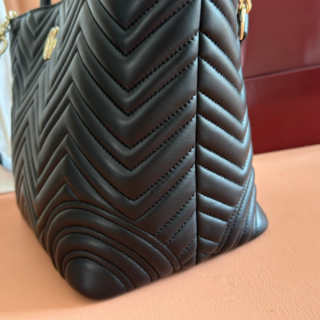 GUCCI 25S SMALL TOTE BAG 39 CM IN BLACK CALFSKIN WITH GOLD HARDWARE