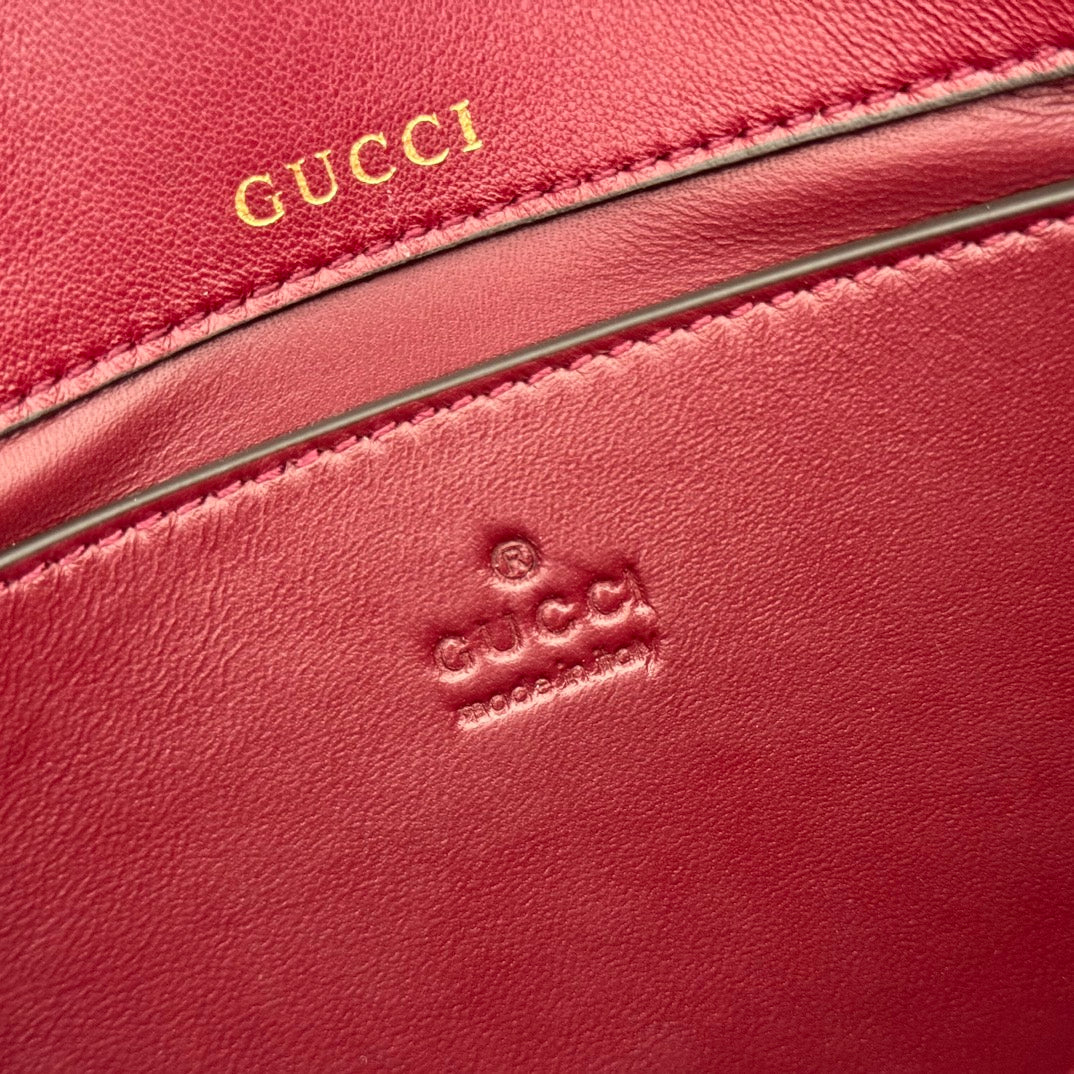 GUCCI 25S HORSEBIT 1955 MINI BAG 26 CM IN DARK RED CALFSKIN WITH GOLD HARDWARE